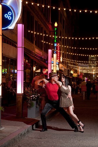 Susana Weingarten & Tom Evert. Photo by Alejandro Rivera
