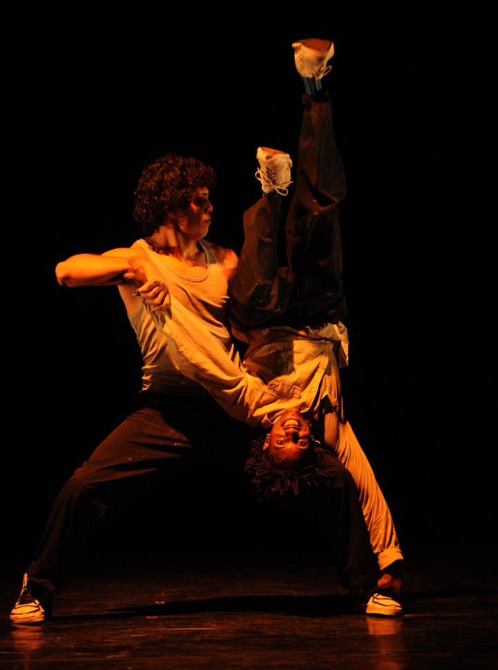 Compagnie Käfig in Mourad Merzouki's "Correria". Photo by Michel Cavalca.
