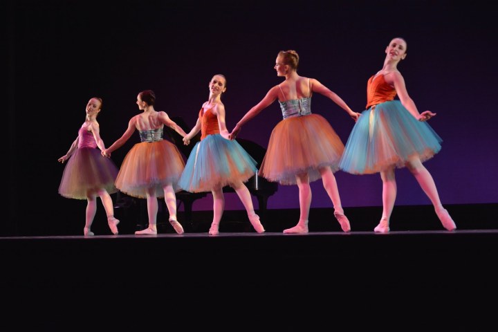 Dancers with the new Cleveland Ballet and Neos Dance Theatre perform Gladisa Guadalupe's "Schubert" Photo by Mark Horning.