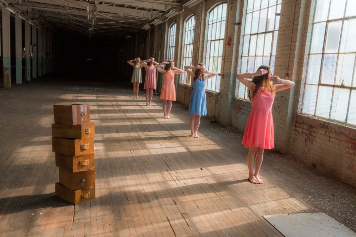 Morrison Dance - Photo © Bob Perkoski, www.Perkoski.com