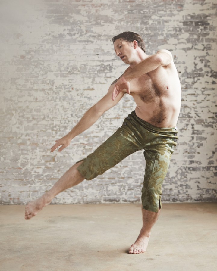 171122GroundworksDamien-800x1000