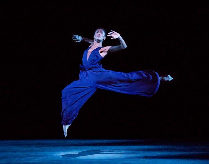 AAADTs Jacqueline Green in Jamar Roberts Members Dont Get Weary Photo by Paul Kolnik