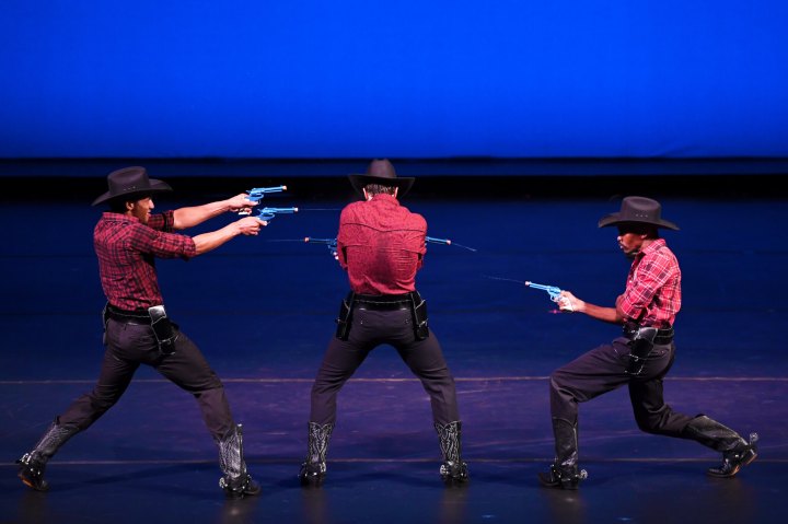 Cowboys-water-fight-endEPP_2970a